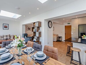 Dining - 4 Bed in Coniston (oc-94705) (Coniston)
