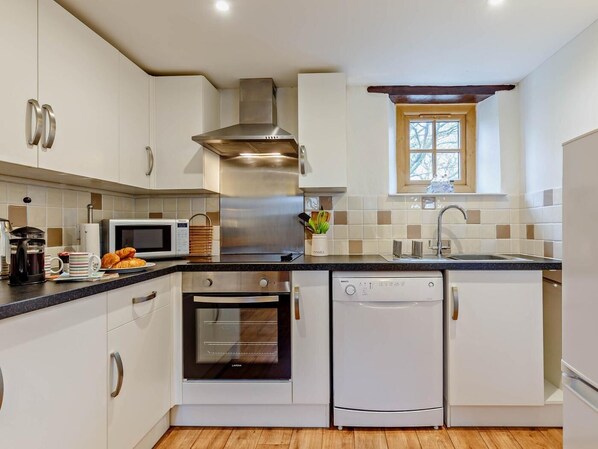 Private kitchen - 2 Bed in Bideford (oc-46276) (Higher Clovelly)