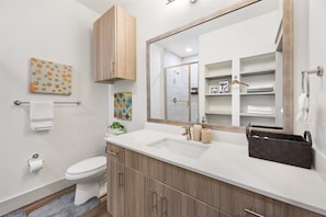 Bathroom - Designer Studio + Resort Amenities (Addison)