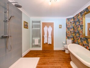 Towels - 1 Bed in Fordingbridge (oc-88364) (Godshill)