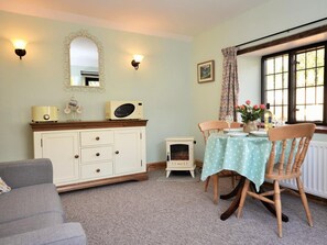 Living area - 1 Bed in Sturminster Newton (oc-29117) (Hazelbury Bryan)