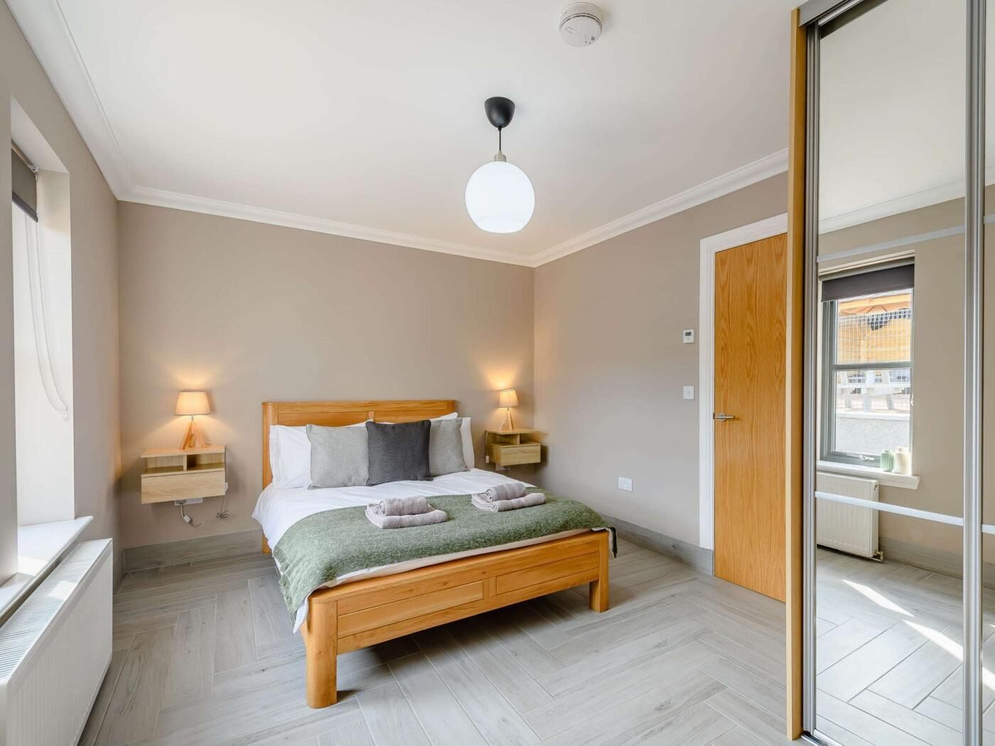 3 bedrooms, travel cot, free WiFi, bed sheets