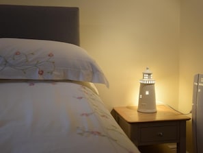 2 habitaciones, wifi gratis y ropa de cama 