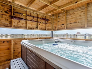 Outdoor spa tub - 1 Bed in Crieff (oc-58797) (Saint Fillans)