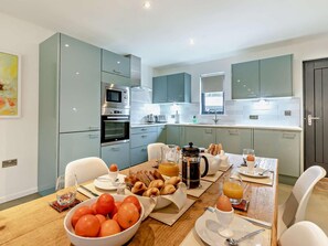 Dining - 2 Bed in Holsworthy (oc-50598) (Sessacott)