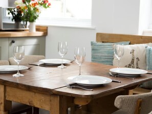 Dining - 6 Bed in Ilfracombe (oc-52585) (Combe Martin)
