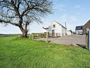 Exterior - 2 Bed in Narberth (oc-72864) (Whitland)