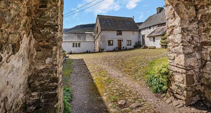 2 Bed in Pontypool (oc-73156)