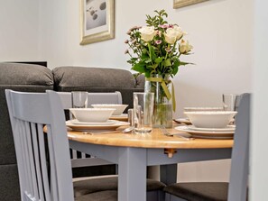 Dining - 2 Bed in Looe (oc-90966) (Trelawne)