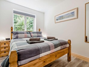 Room - 2 Bed in Looe (oc-90966) (Trelawne)