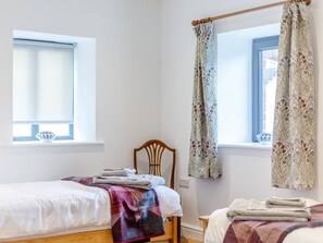 Room - 3 Bed in Ratlinghope (oc-79238) (Ratlinghope)