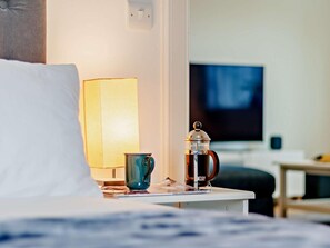 Lit parapluie, Wi-Fi gratuit, draps fournis