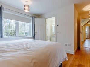Reisekinderbett, kostenloses WLAN, Bettwäsche