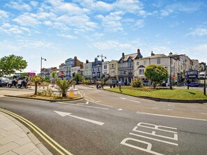 Miscellaneous - 4 Bed in Ryde (oc-95058) (Ryde)