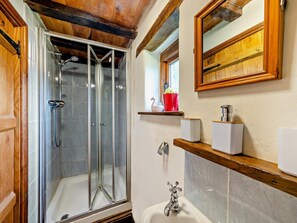 Bathroom - 2 Bed in Craven Arms (oc-95107) (Kerry)
