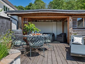 Outdoor dining - 2 Bed in Blandford Forum (oc-95140) (Winterborne Stickland)
