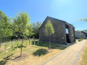 Property grounds - 1 Bed in Ulverston (oc-85910) (Backbarrow)