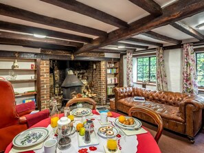 Dining - 2 Bed in Sandwich (oc-79263) (Eastry)