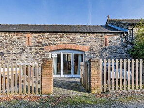 Exterior - 2 Bed in Launceston (oc-95236) (Saint Giles on the Heath)