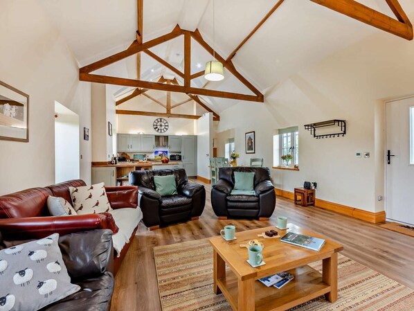Living area - 4 Bed in Spennymoor (oc-95189) (Byers Green)