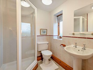 Bathroom - 3 Bed in Wigton (oc-95334) (Ireby)