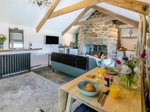 Living area - 1 Bed in Penzance (oc-92234) (Lamorna)