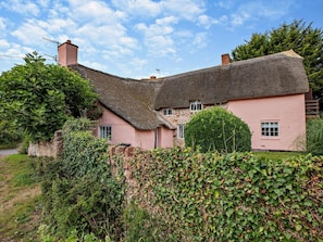 Exterior - 6 Bed in Taunton (oc-95371) (Sampford Brett)