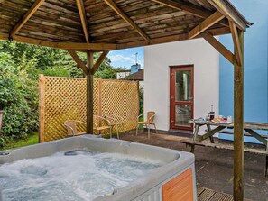 Terrace/patio - 2 Bed in Saltash (oc-95644) (Notter)