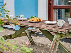 Outdoor dining - 3 Bed in Saltash (oc-30040) (Notter)