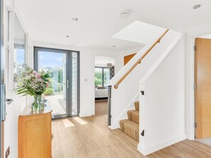Interior - 3 Bed in Bideford (oc-50943) (Northam)