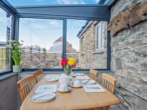 Dining - 2 Bed in Denbigh (oc-95843) (Llannefydd)