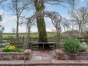 Property grounds - 4 Bed in Wigton (oc-79563) (Highlaws)