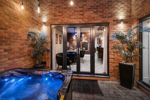 Terrace/patio - 4 Bed in Morpeth (oc-95889) (Amble)