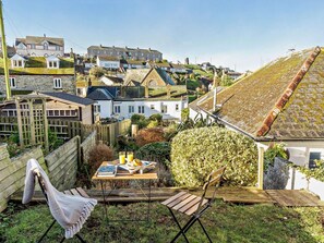 Outdoor dining - 2 Bed in Fowey (oc-91015) (Polruan)