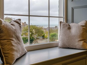 Interior - 3 Bed in New Quay (oc-83998) (New Quay)