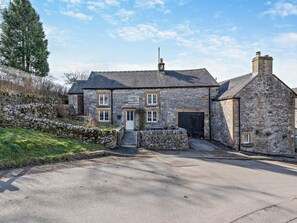 Exterior - 2 Bed in Buxton (oc-95993) (Hartington)