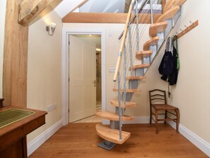 Interior - 2 Bed in Winchester (oc-88770) (Bransbury)