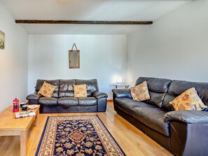 TV - 3 Bed in Pembroke (oc-44350) (Hundleton)
