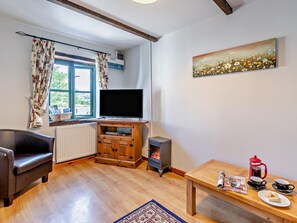 TV - 3 Bed in Pembroke (oc-44350) (Hundleton)