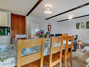 Dining - 5 Bed in Pembroke (oc-44352) (Hundleton)
