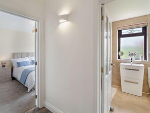 Bathroom - 3 Bed in Falkirk (oc-96124) (Avonbridge)