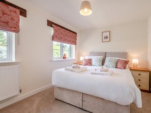 Room - 2 Bed in Fordingbridge (oc-96125) (Godshill)