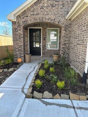 Exterior detail - New construction, Cozy family retreat in New Caney with comfort and charm (New Caney)