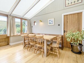 Dining - 3 Bed in Buxton (oc-96211) (Cressbrook)