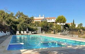 Pool - Lovely home in Laroya with WiFi (Laroya)