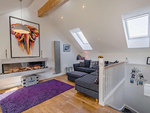 Living area - 1 Bed in Inverkeithing (oc-96221) (Inverkeithing)