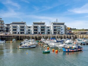 Marina - 2 Bed in West Bay (oc-dc065) (West Bay)