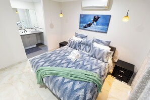 4 室のベッドルーム、アイロン / アイロン台、WiFi、ベッドシーツ