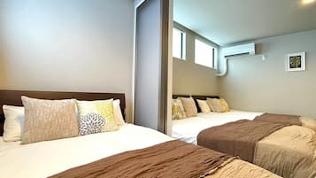 Duplex, 2 Bedrooms | Blackout drapes, iron/ironing board, WiFi (free)