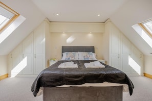Free WiFi, bed sheets - 2 Bed in Bridport (oc-jurat) (Charmouth)
